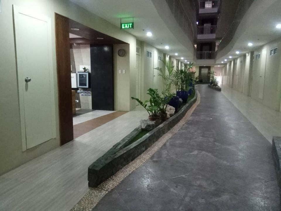 Benj Comfy Condo - Studio Unit With Car Park Île de Mactan Extérieur photo